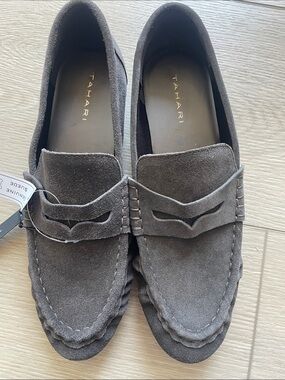 Tahari Women’s Chocolate Brown Suede Loafers